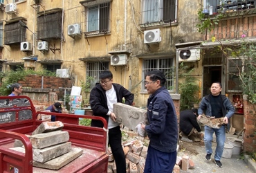 践行初心使命 情暖革命前辈 实干锤炼党性 —— 后勤党总支第一党支部开展帮扶离休老同志主题党日活动